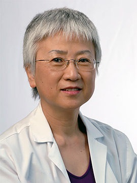 La Dra. Lucy Park, alergóloga pediatra, inmunóloga y neumóloga